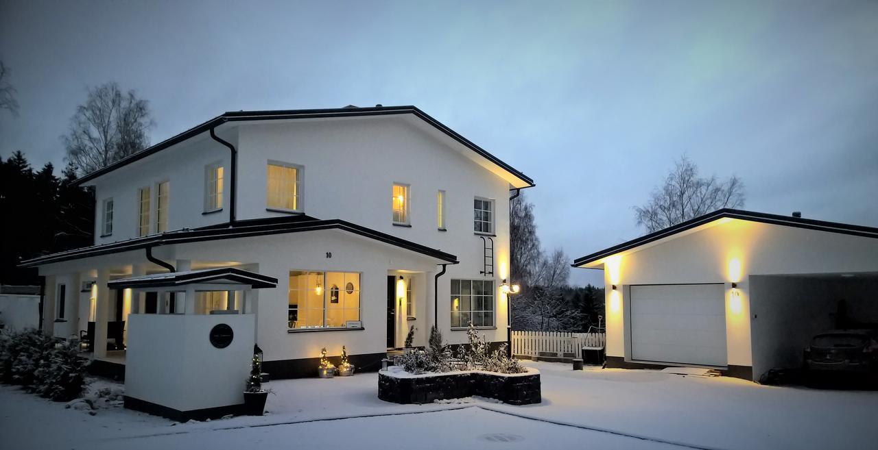 Villa Jokivarsi Bed & Breakfast Vantaa Kültér fotó